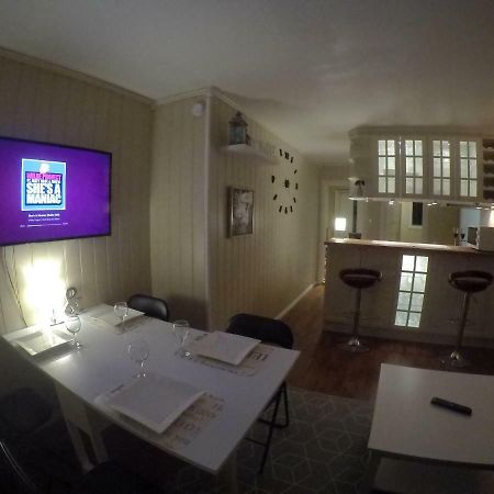 Apartment Near The Airport Тромсё Экстерьер фото